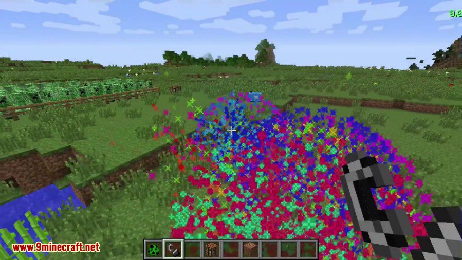 Creeper Confetti Mod (1.19.3, 1.18.2) - Rainbow Explosions 7