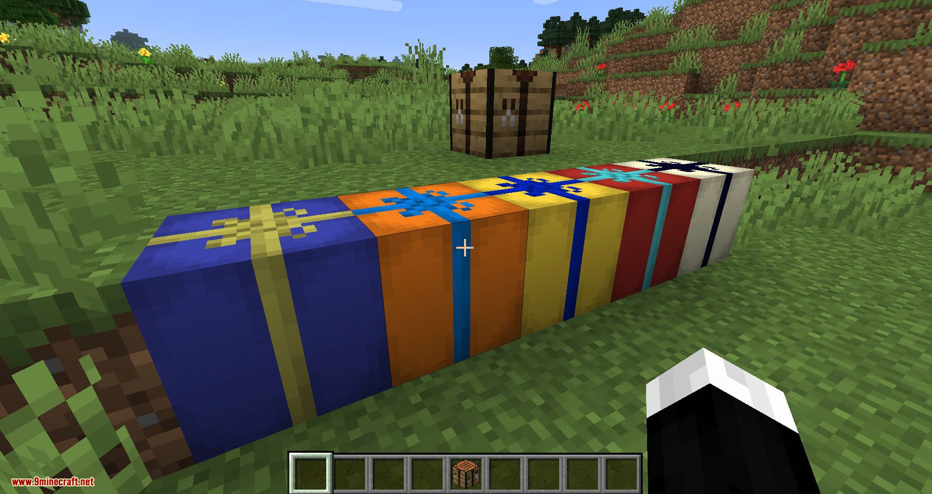 Gift It Mod (1.19.2, 1.16.5) - Wrap Your Blocks & Gift 10