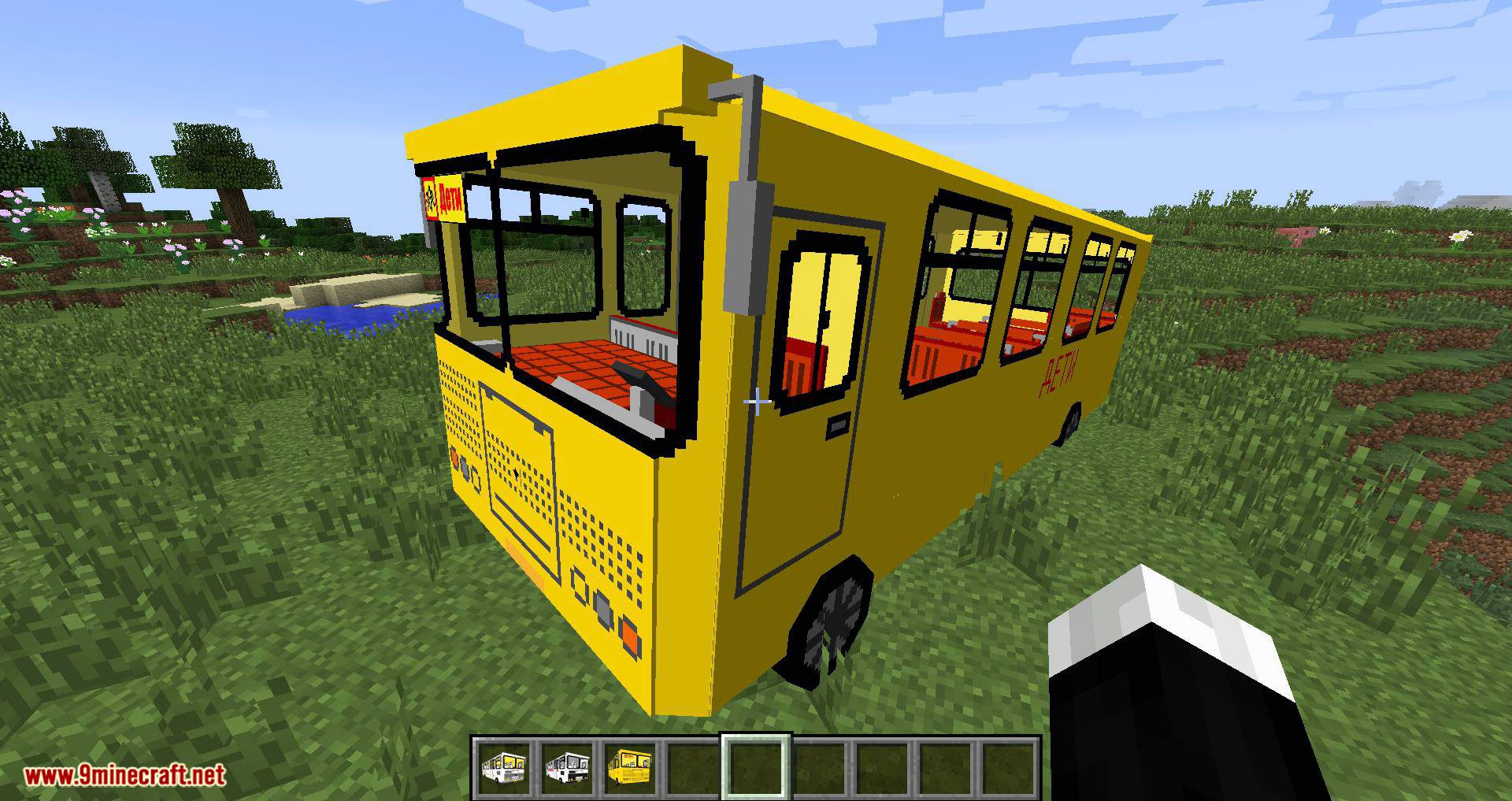 Flan's Bus PAZ Content Pack 1.7.10 (Adds 15 PAZ Buses) 9