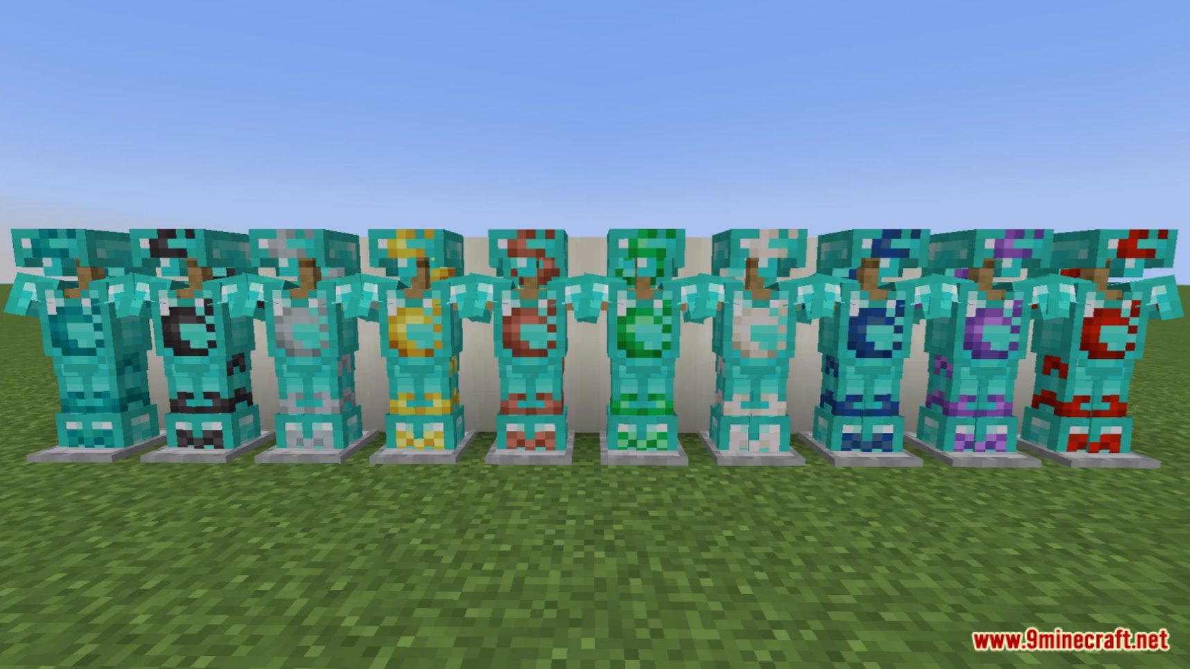 Armor Trims Plus Data Pack (1.20.2, 1.19.4) - Customize Your Armor In Style! 3