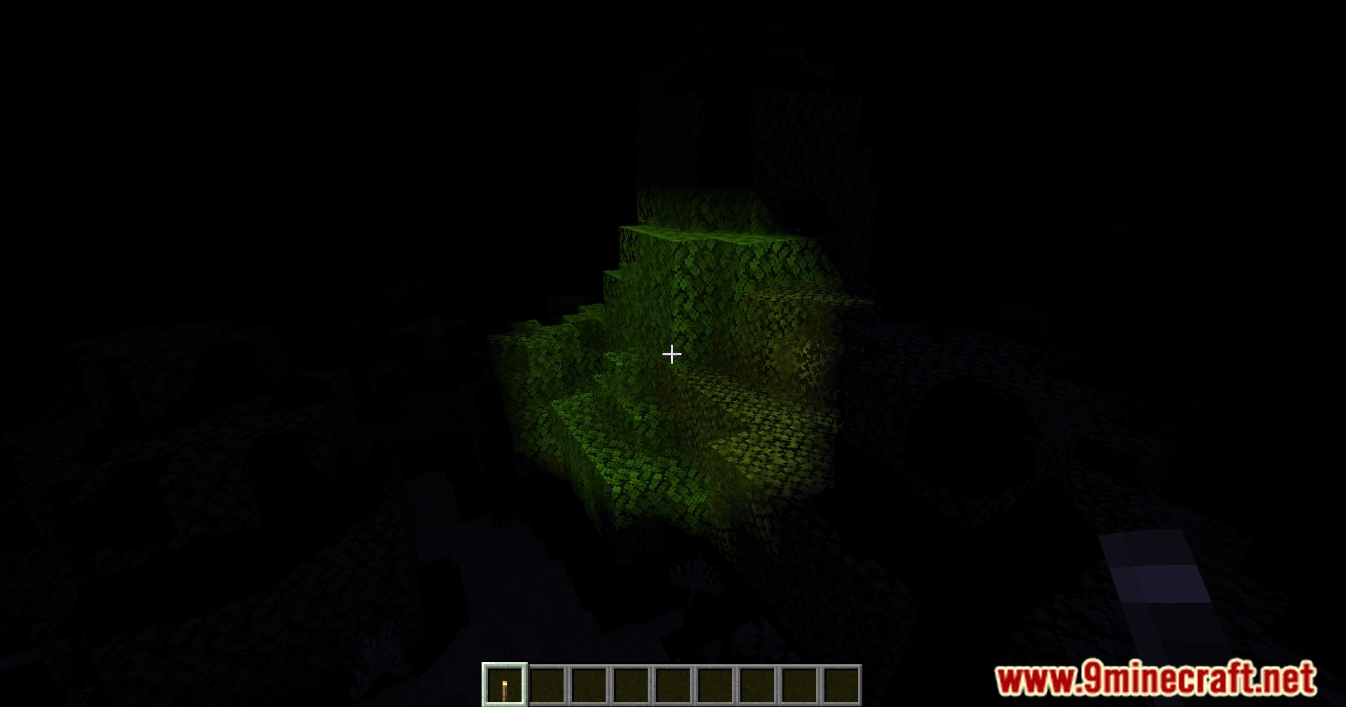 Flashlight Shaders (1.21.1, 1.20.1) - Immersive Dark Environments 5